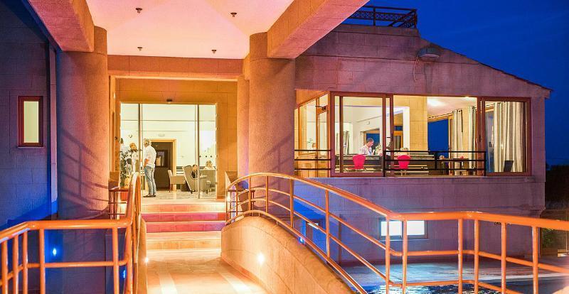 Hotel Ledras 겐나디 외부 사진